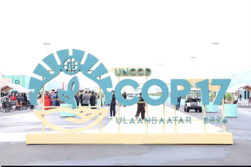 МҮХАҮТ-ЫН УДИРДЛАГУУД UNCCD COP17-ИЙН “НОГООН БҮС”-ИЙН ҮЙЛ АЖИЛЛАГАА БОЛОН ДОТООДЫН ААН-ҮҮДИЙН ҮЗЭСГЭЛЭНТЭЙ ТАНИЛЦЛАА